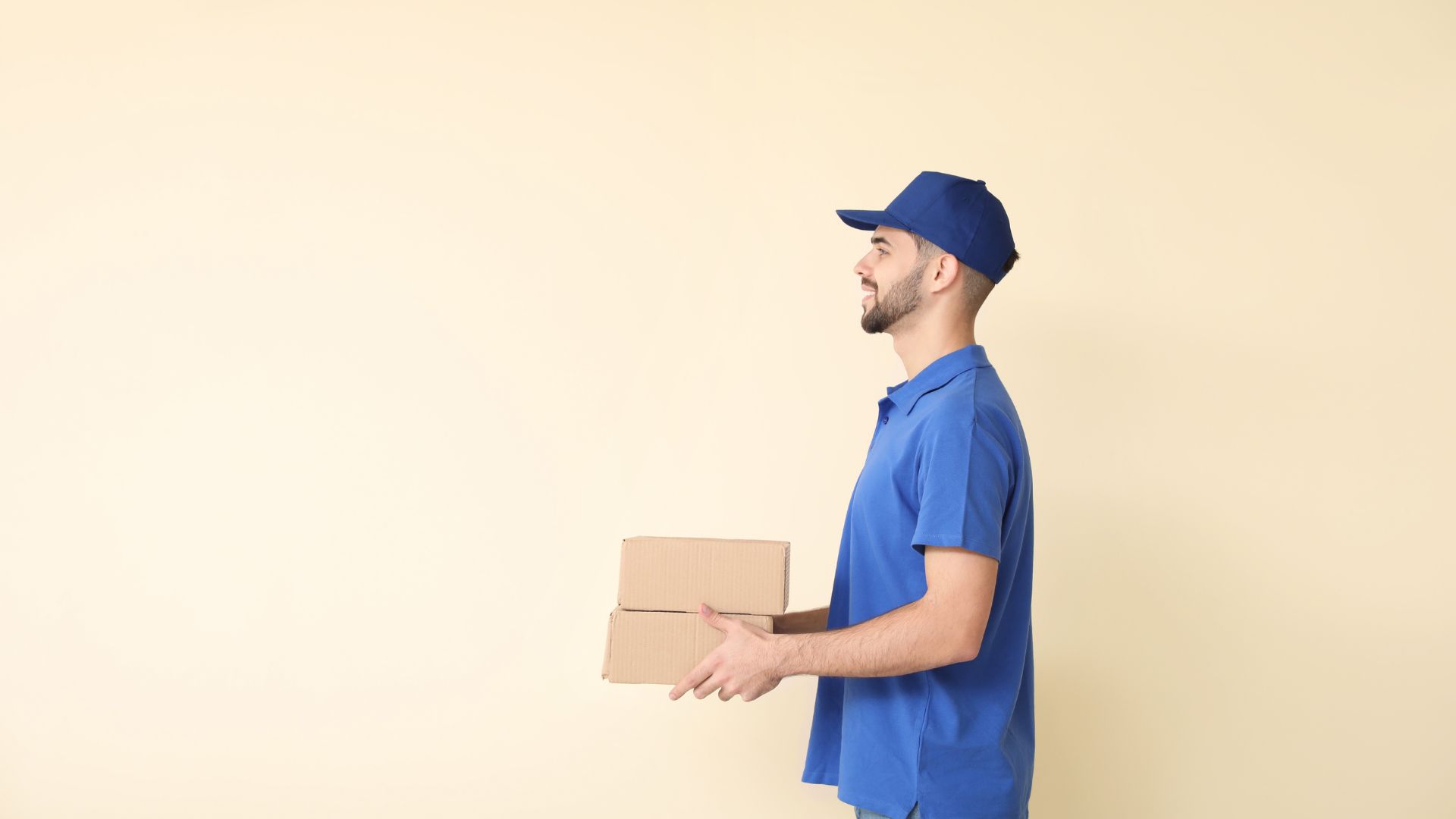 Dhaka-Movers-dismantling-furniture